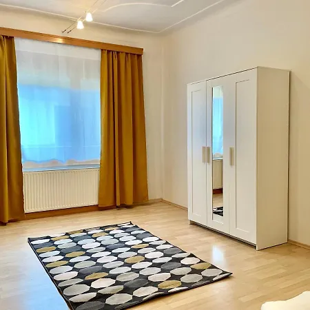 Zum Schlossberg - 1 Self Check-in